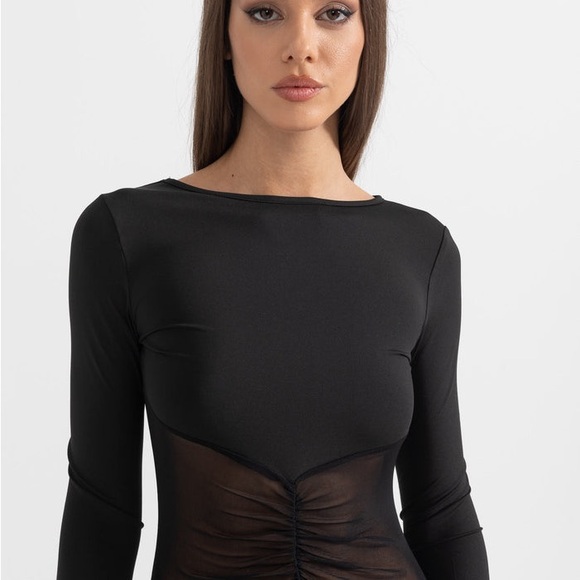 Elegant Long Dress With See-Through Waist - Black - Picture 4 of 16